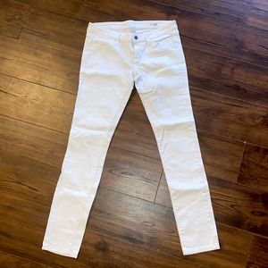 5/$20 White Low Rise Skinny Jeans